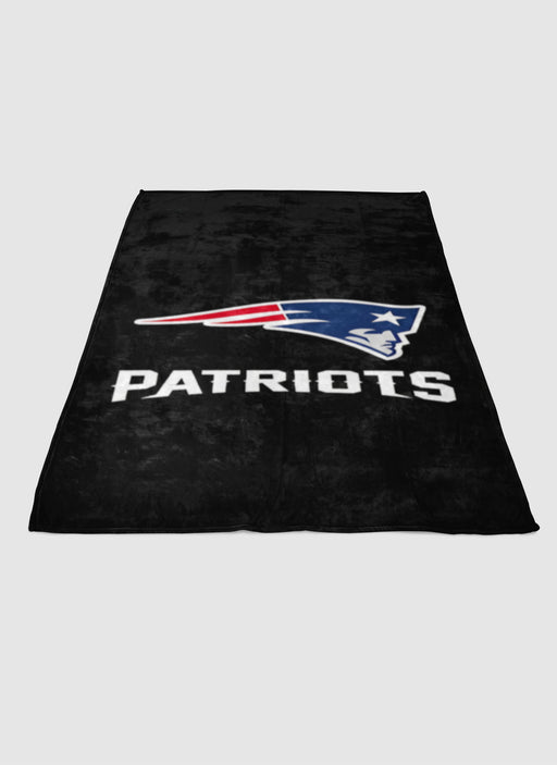 BLACK NEW ENGLAND PATRIOTS soft fleece blanket