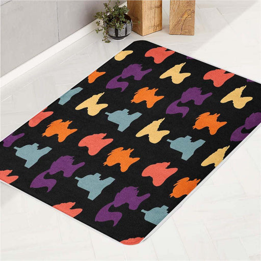 characters silhouette of futurama bath rugs