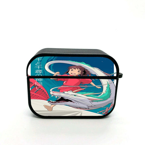 chihiro running airpods case