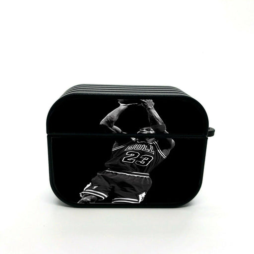 chicago bulls black and white airpod case