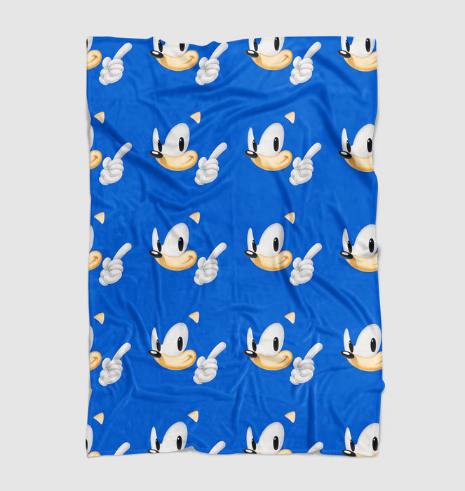 iconic expressions of sonic the hedgehog Ultra soft fleece blanket