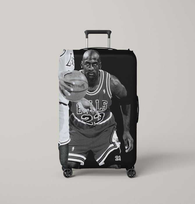 look at the ball bulls player Luggage Covers | Suitcase